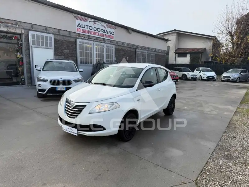 2014 Lancia YPSILON