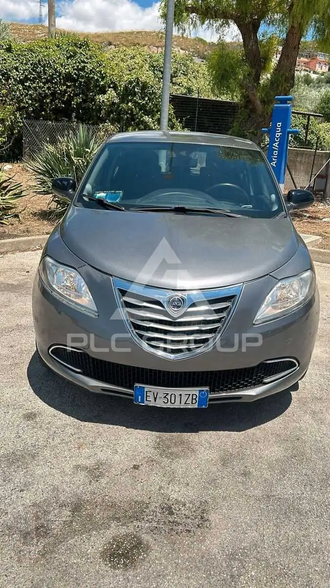 2014 Lancia YPSILON