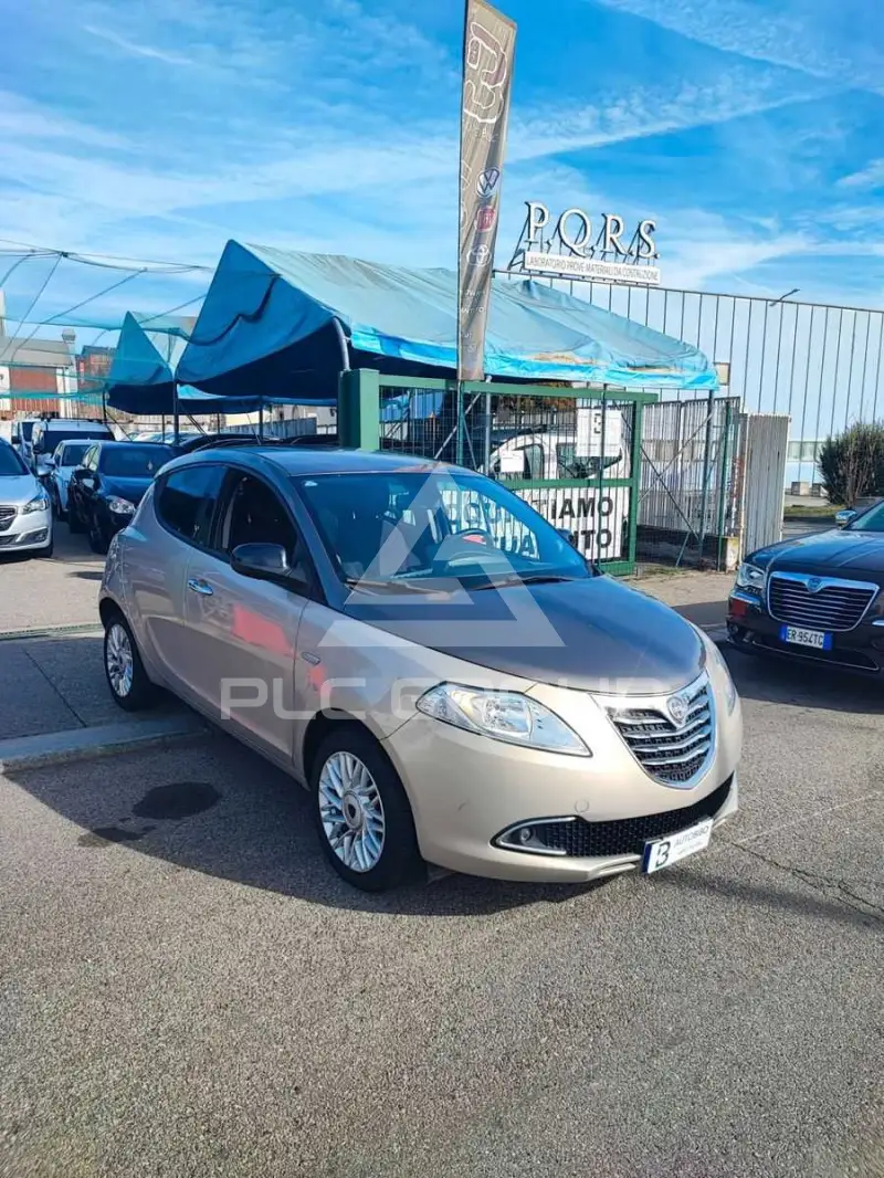 2014 Lancia YPSILON