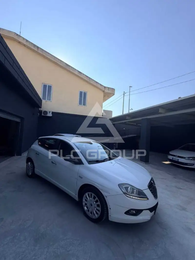 2014 Lancia Delta