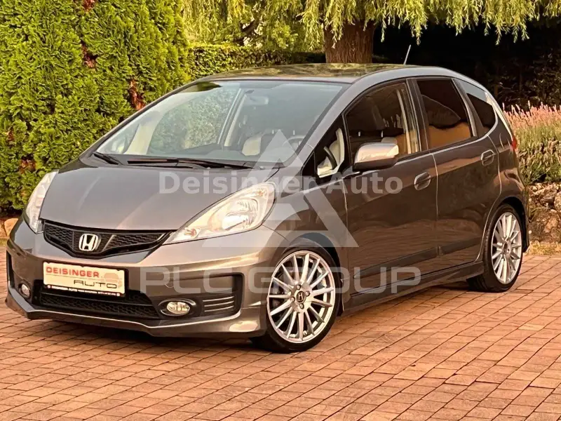 2014 Honda JAZZ