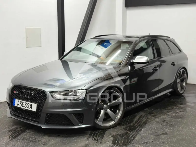 2014 Audi RS4