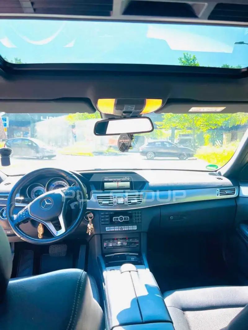 2014 Mercedes Benz E 220