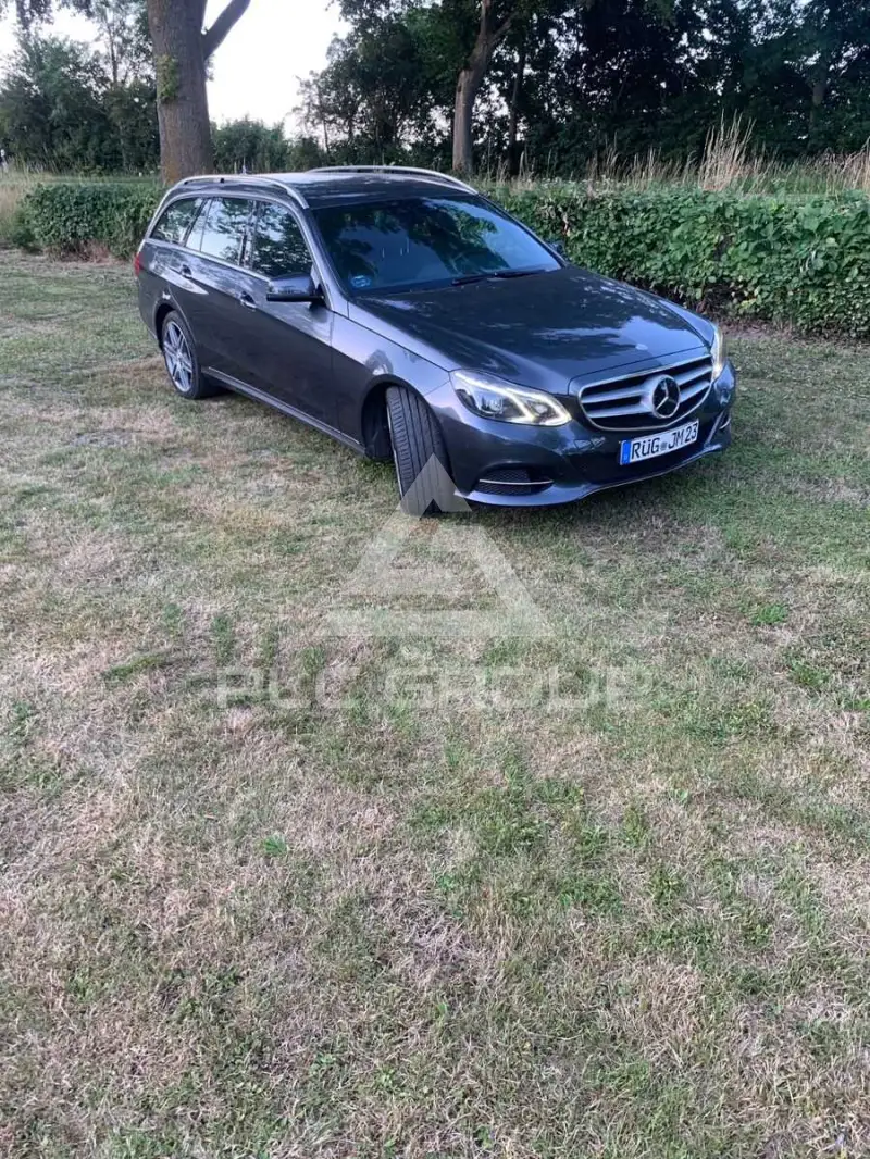 2014 Mercedes Benz E 220