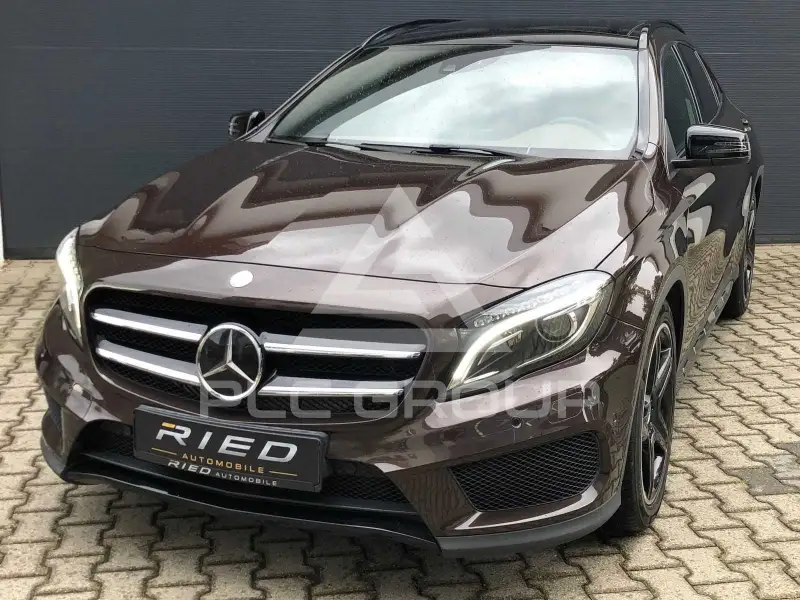 2014 Mercedes Benz GLA 220