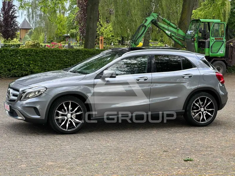 2014 Mercedes Benz GLA 220
