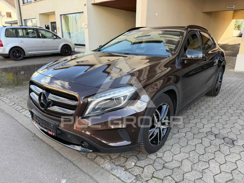 2014 Mercedes Benz GLA 220