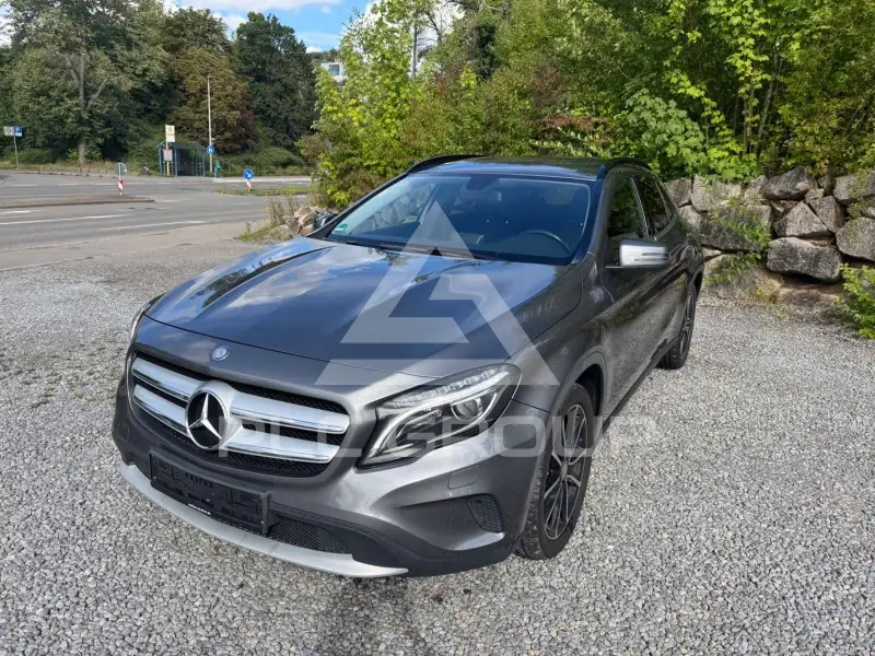 2014 Mercedes Benz GLA 220