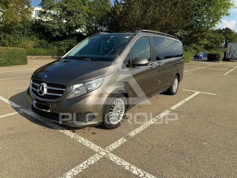2014 Mercedes Benz V 220