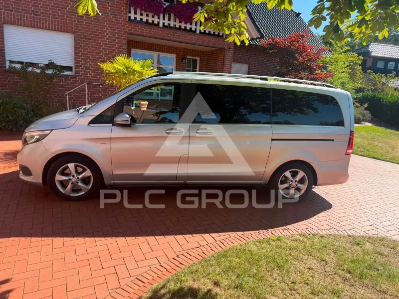 2014 Mercedes Benz V 220