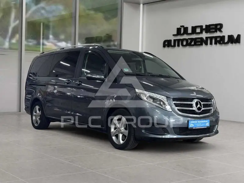 2014 Mercedes Benz V 220