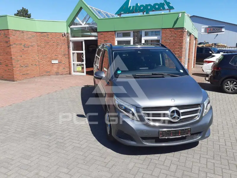 2014 Mercedes Benz V 220