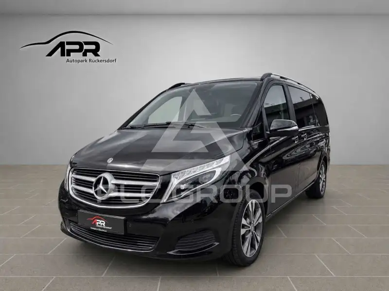 2014 Mercedes Benz V 220