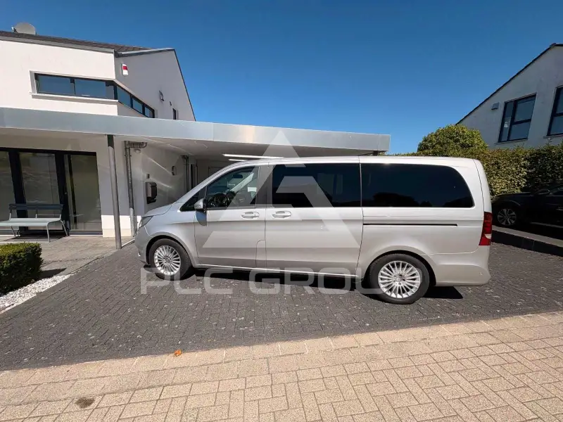 2014 Mercedes Benz V 220