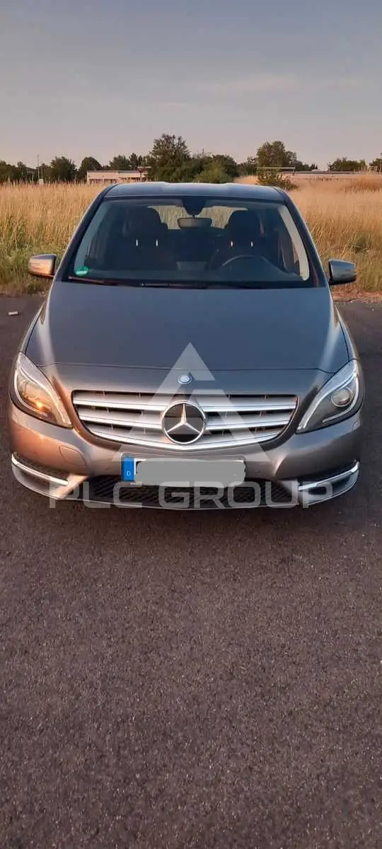2014 Mercedes Benz B 180