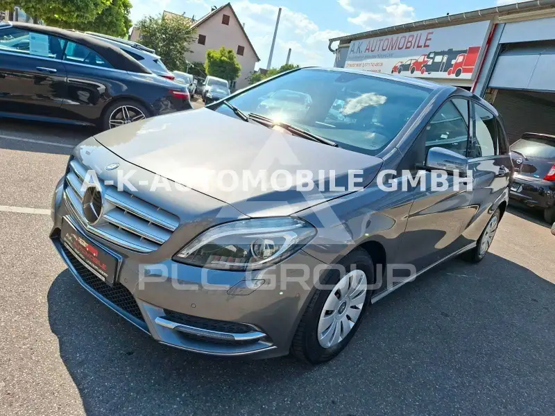 2014 Mercedes Benz B 180