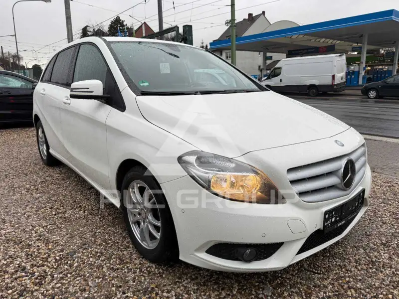 2014 Mercedes Benz B 180