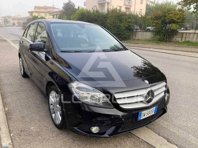 2014 Mercedes Benz B 180