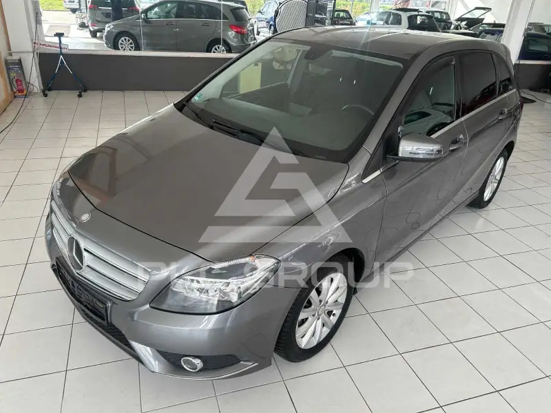 2014 Mercedes Benz B 180