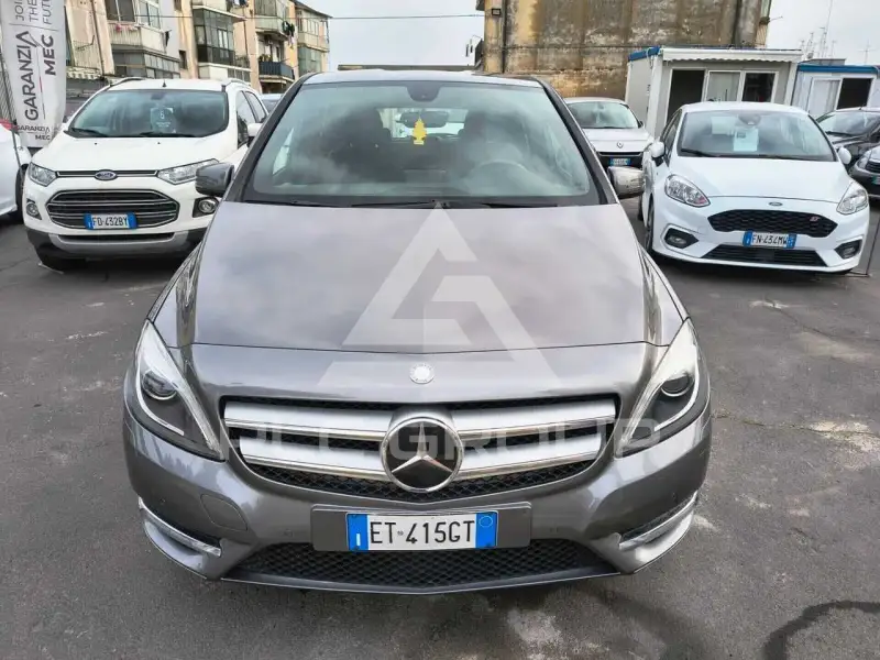 2014 Mercedes Benz B 180