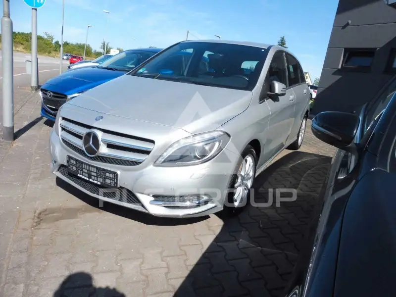 2014 Mercedes Benz B 180