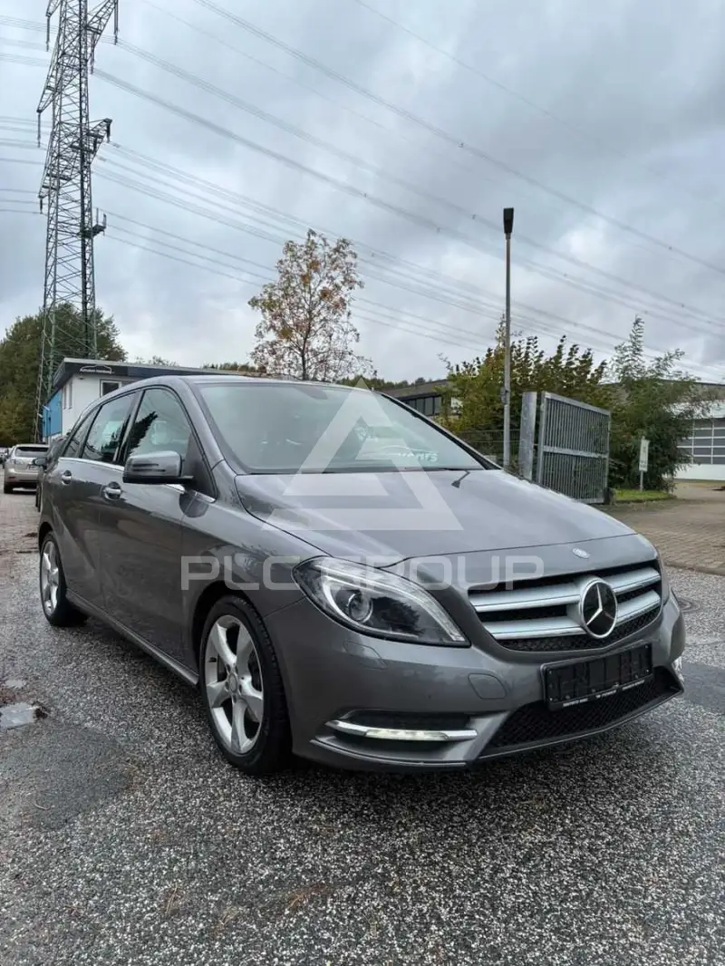2014 Mercedes Benz B 180