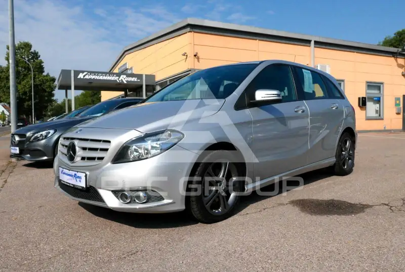 2014 Mercedes Benz B 220
