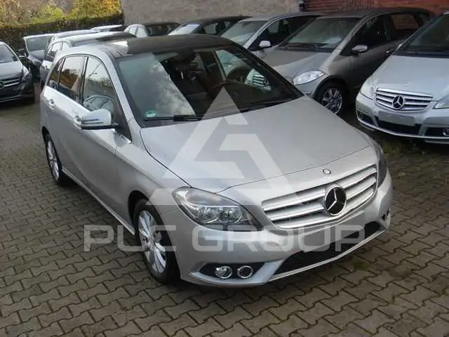2014 Mercedes Benz B 220