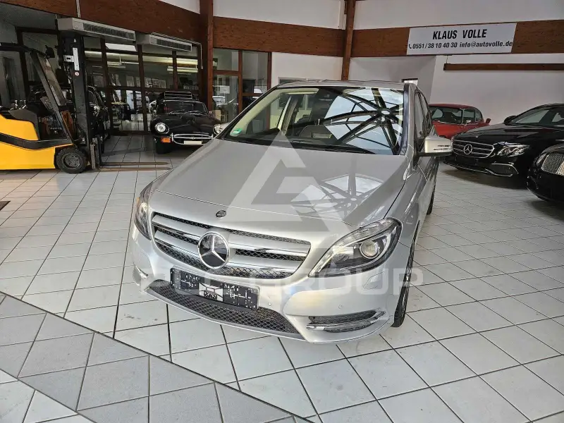 2014 Mercedes Benz B 220