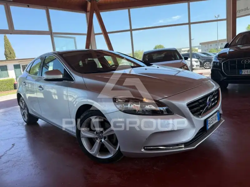 2014 Volvo V40