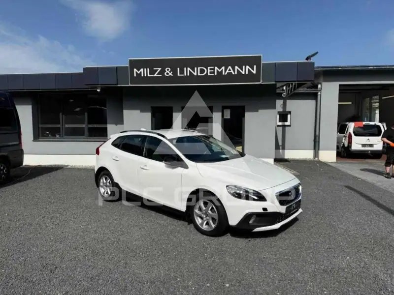 2014 Volvo V90