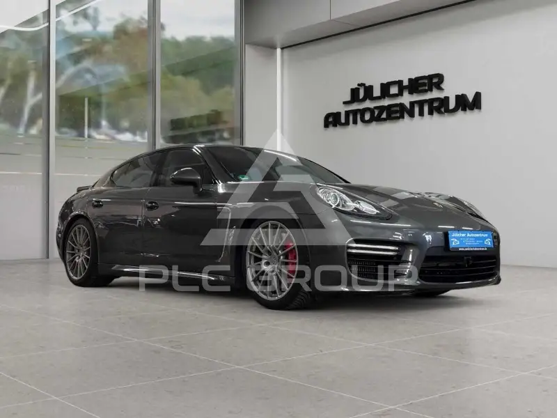 2014 Porsche Panamera