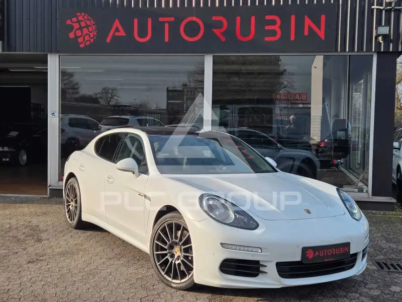 2014 Porsche Panamera