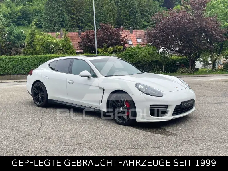 2014 Porsche Panamera