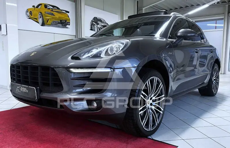 2014 Porsche MACAN