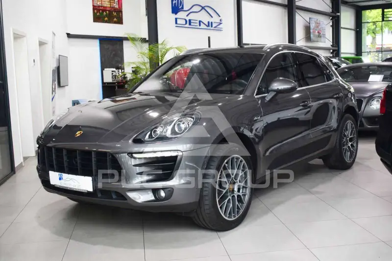 2014 Porsche MACAN