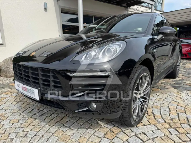 2014 Porsche MACAN