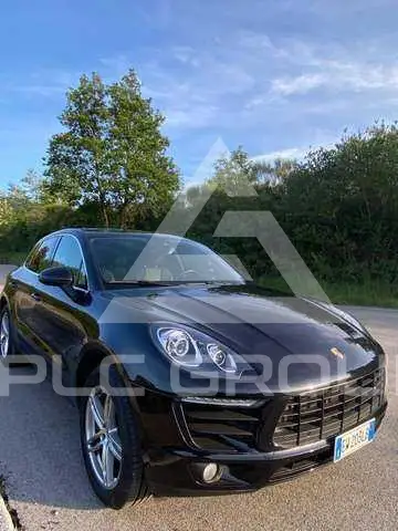 2014 Porsche MACAN