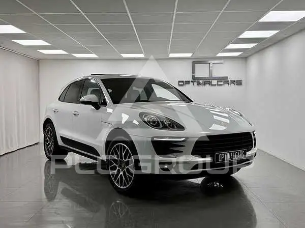 2014 Porsche MACAN