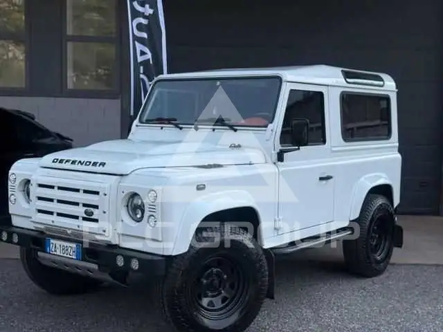 2014 Land Rover DEFENDER