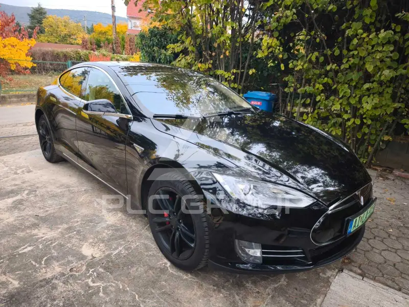 2014 Tesla Model S