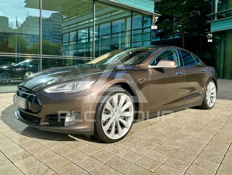 2014 Tesla Model S