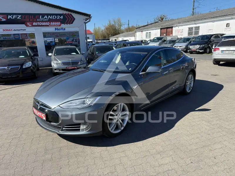 2014 Tesla Model S