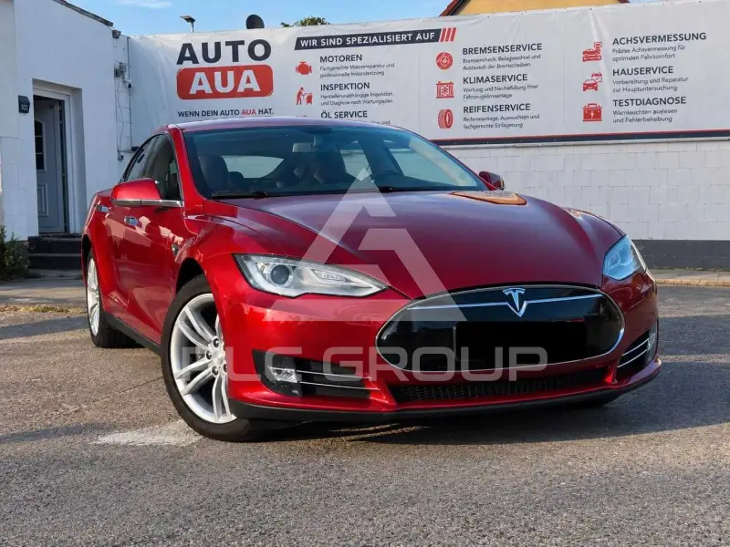 2014 Tesla Model S