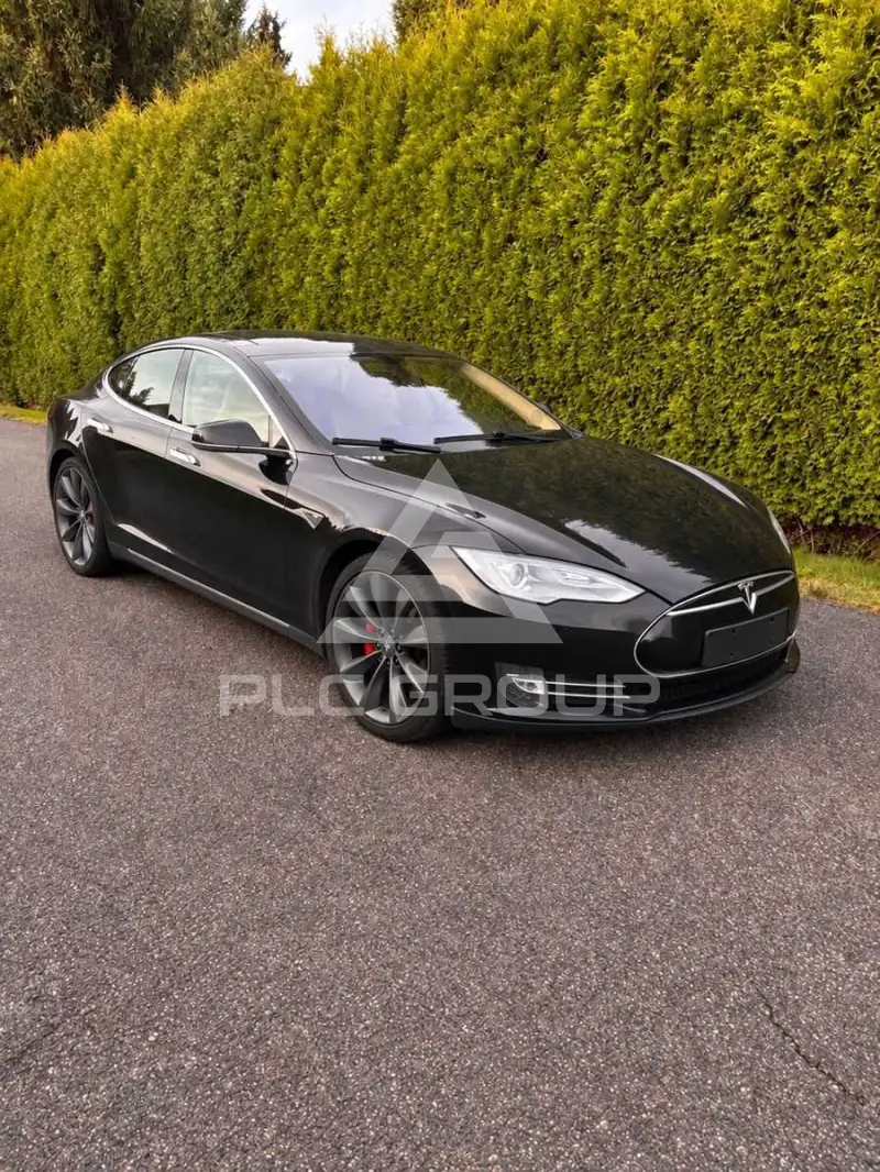 2014 Tesla Model S