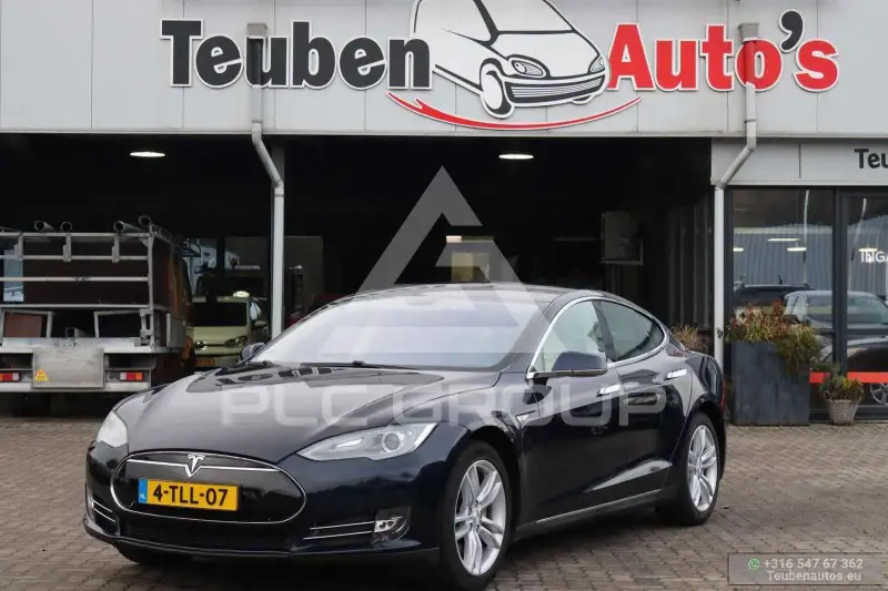 2014 Tesla Model S
