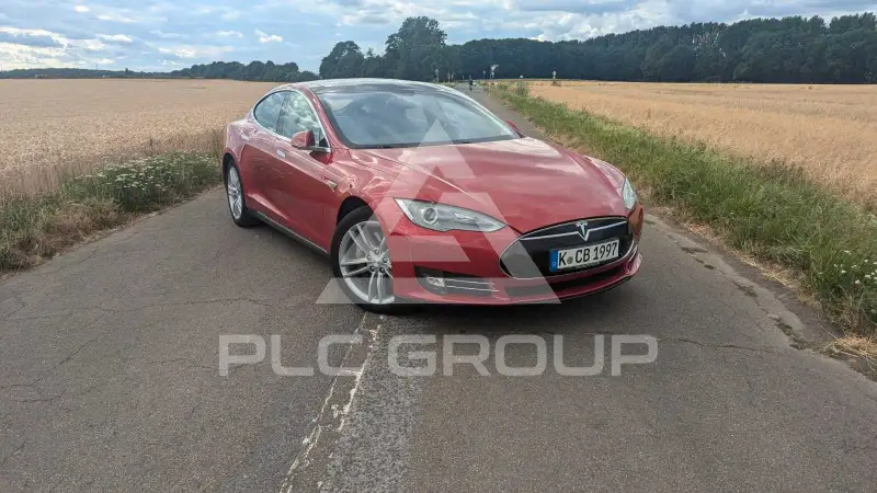 2014 Tesla Model S