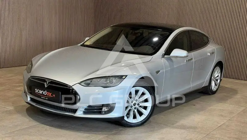 2014 Tesla Model S