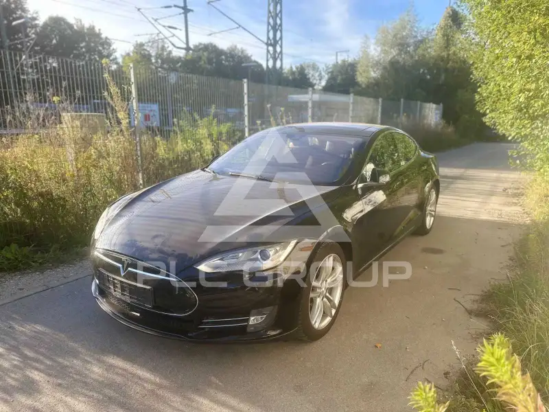 2014 Tesla Model S