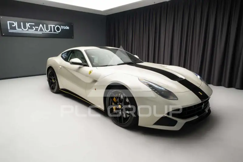 2014 Ferrari F12
